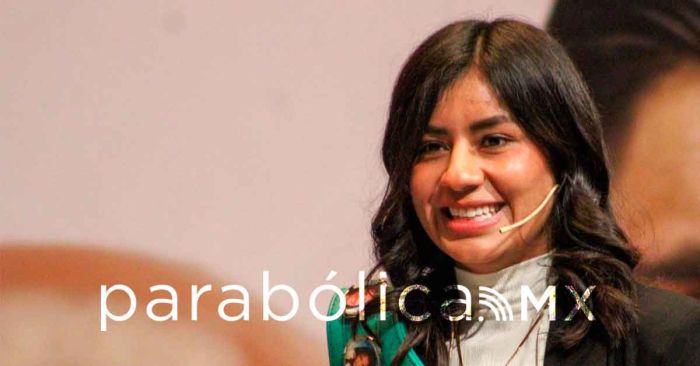 Vuelve la "Bonita" a solicitar licencia para otra pelea de campeonato